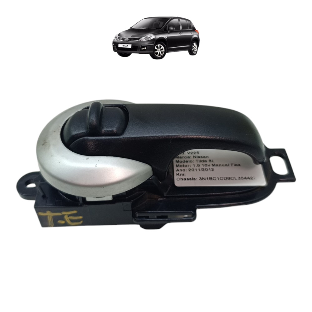 Maçaneta Interna Esquerda Nissan Tiida 2012  2011 2010 09 08 Preto Dianteira/traseira 1