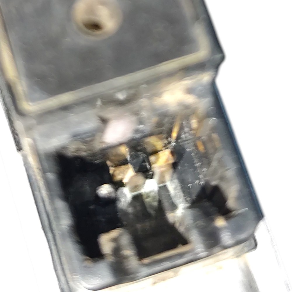 Sensor Interruptor Luz Porta Mitsubishi Pajero Tr4 2005 2006 4