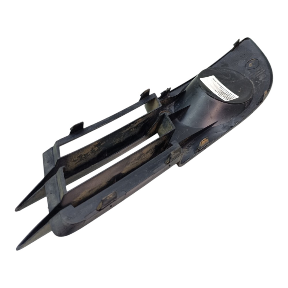 Moldura Grade Farol Milha Direito Gm Vectra 2008 2008 2009 3