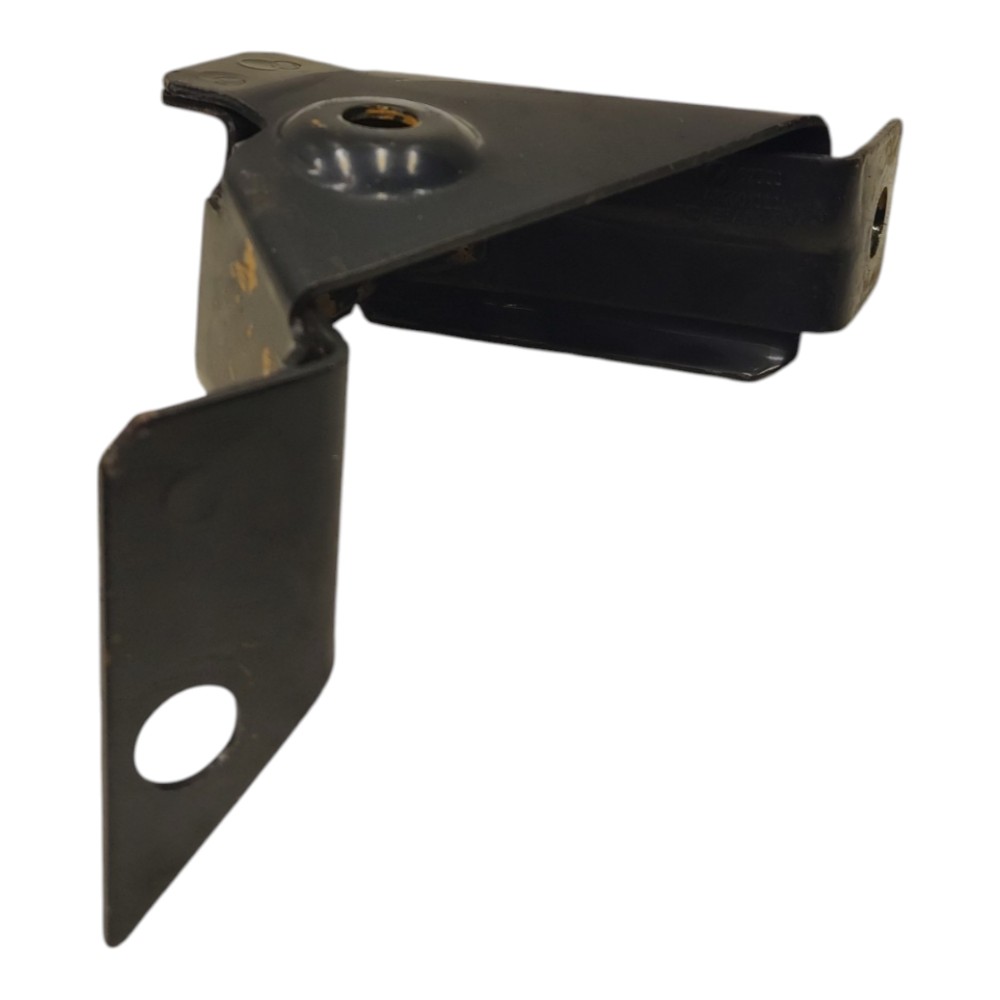 Suporte direito quadro agregado Fiat Uno Sporting 2011 2012 2