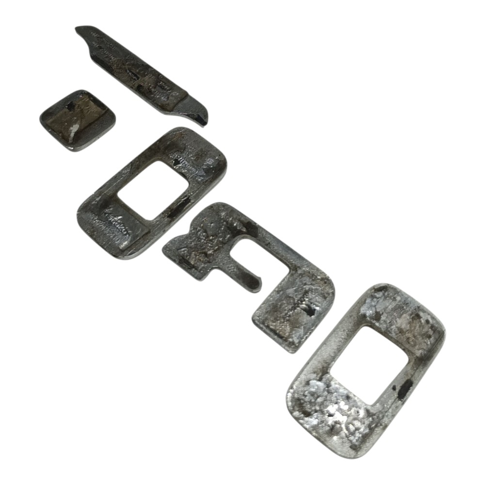 Escrita letra fiat toro 2025 2024 2023 3