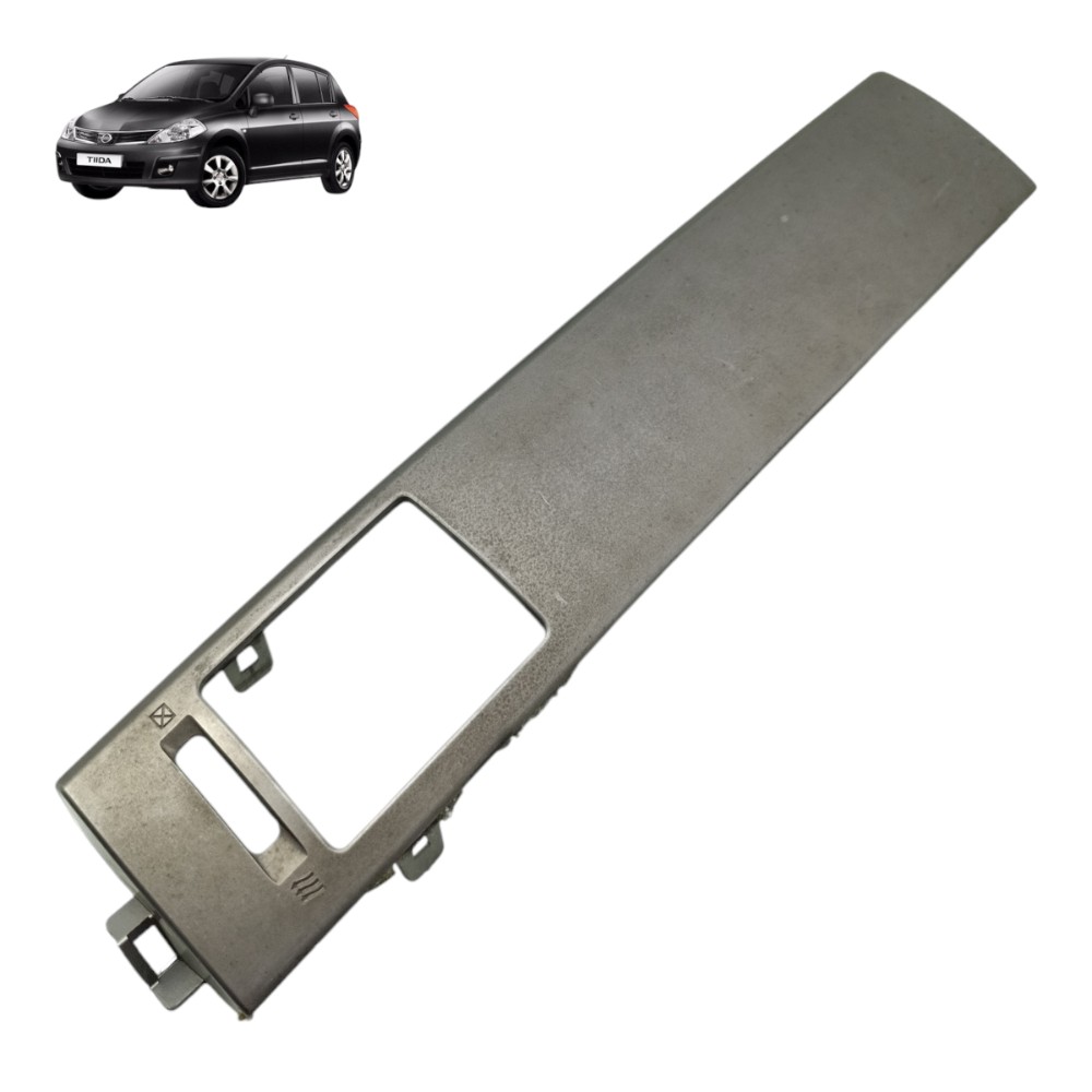 Moldura Friso Direito Capa Painel Nissan Tiida 2010 2011 12 1