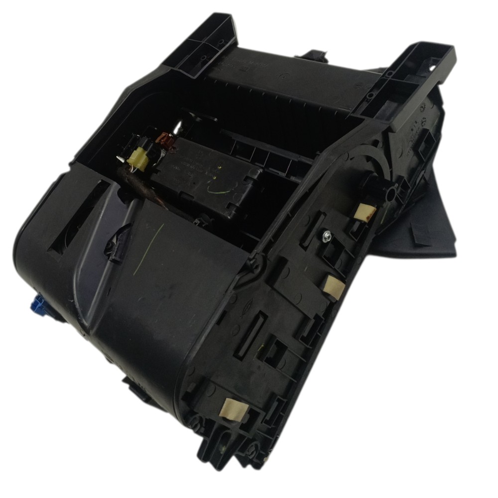 Porta Copo Objeto Console Central Mercedes Gle 43 Amg 2017 Preto 4