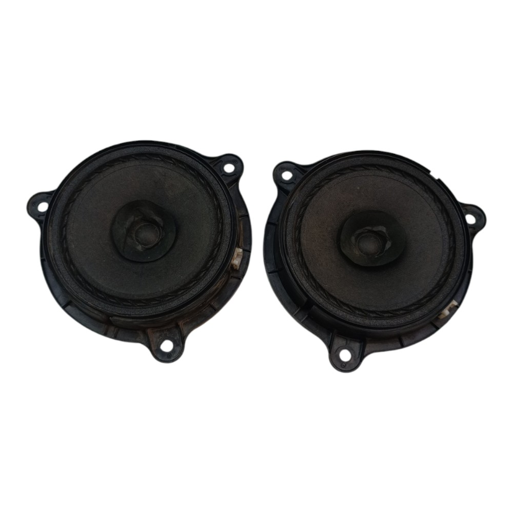 Par Alto Falante Porta Nissan Tiida 2007 2008 2009 10 11 12 Preto 2