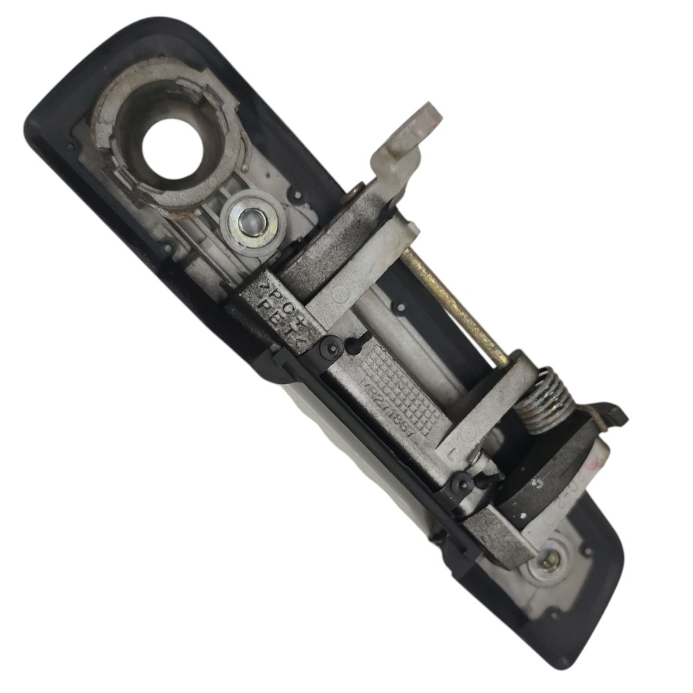 Maçaneta externa dianteira esquerda Mitsubishi Pajero TR4 05 3