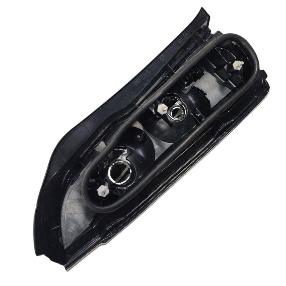 Lanterna led traseira direita Fiat Idea adventure 2012 2013 3