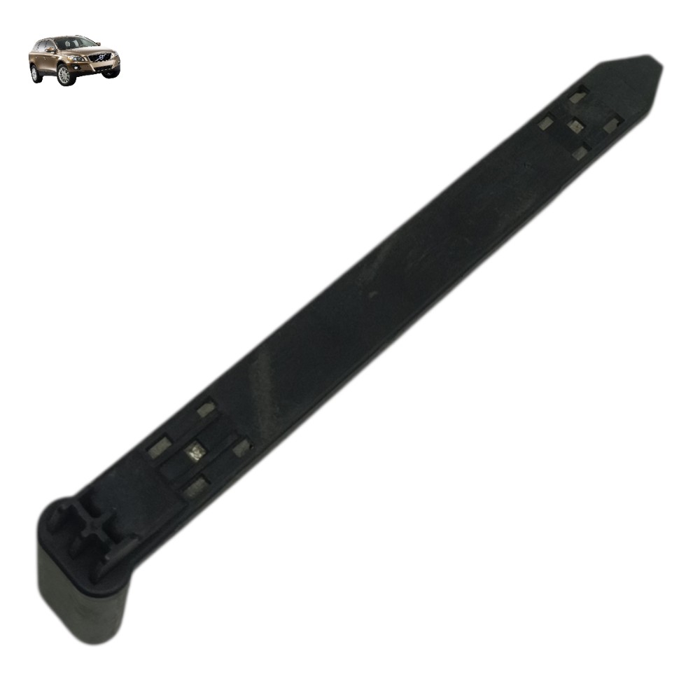 Trava maior farol Volvo XC60 T6 2009 2010 2011 2012