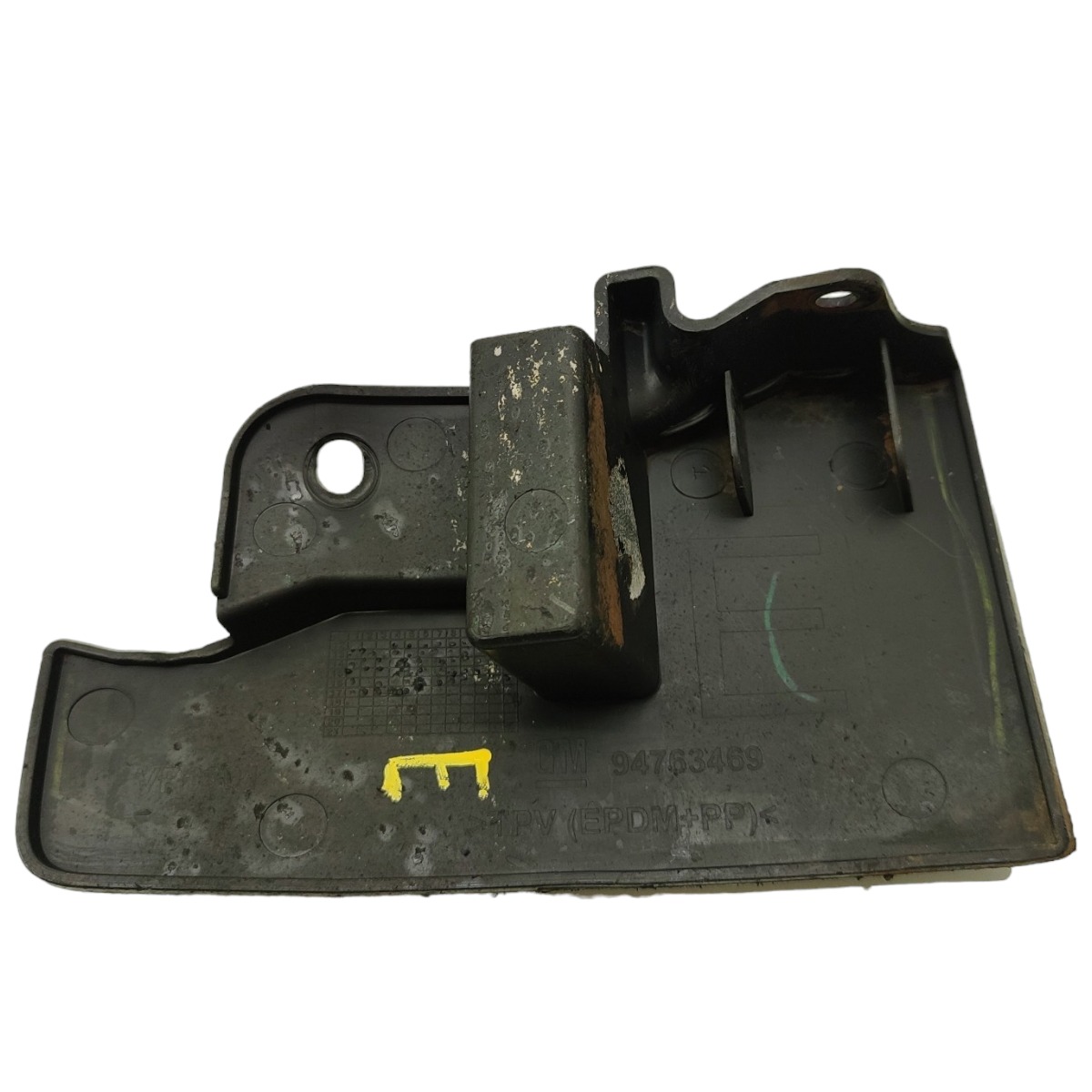 Defletor Lameiro Traseiro Esquerdo Gm Onix 2013 2014 Á 2018 2