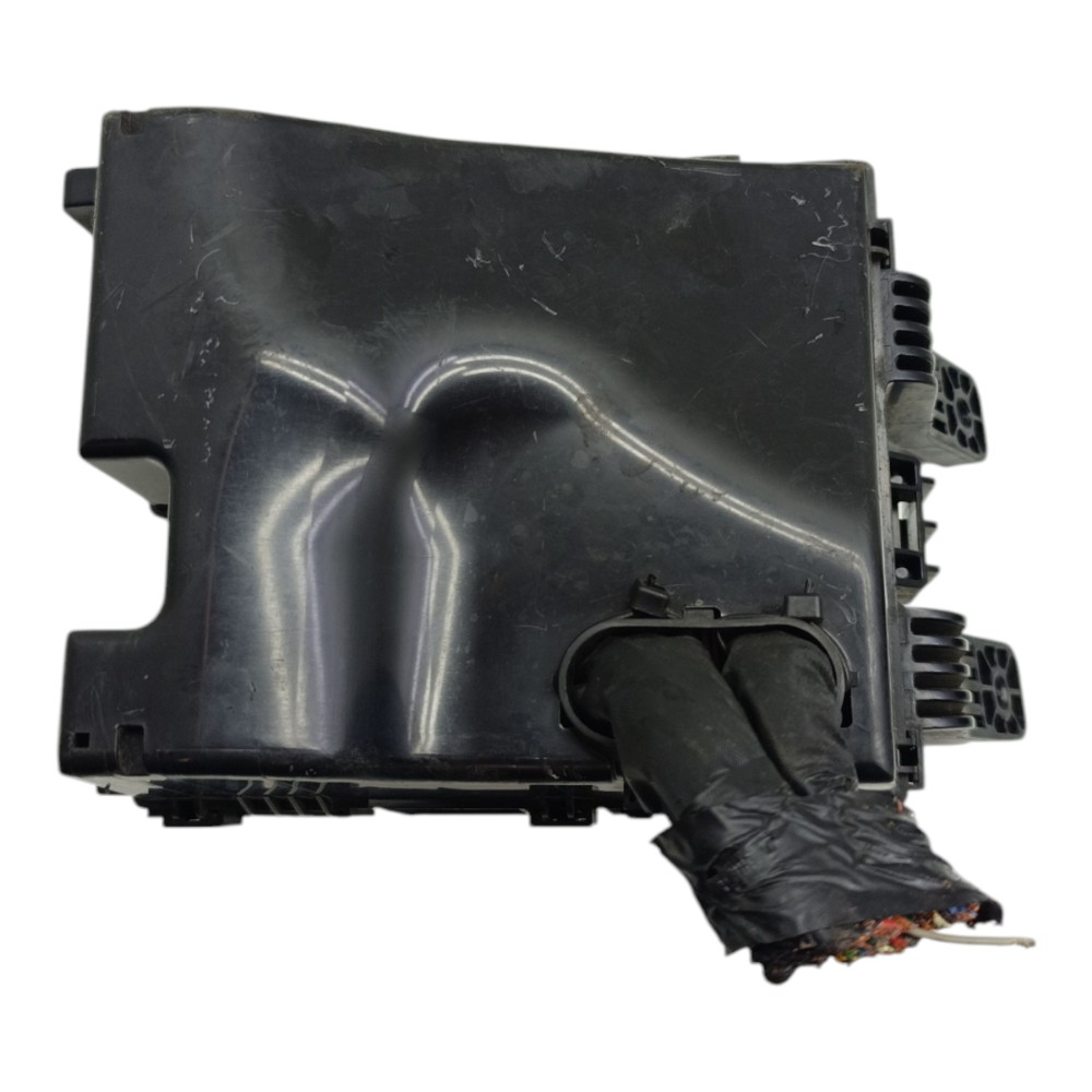 Caixa Fusível Kia Sportage 2.0 16v Aut 2011 2012 Gasolina 6
