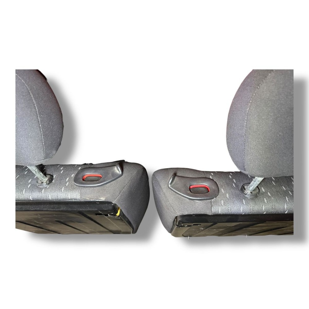 Jogo banco traseiro Ford Focus Hatch 2008 2007 2005 2000 7