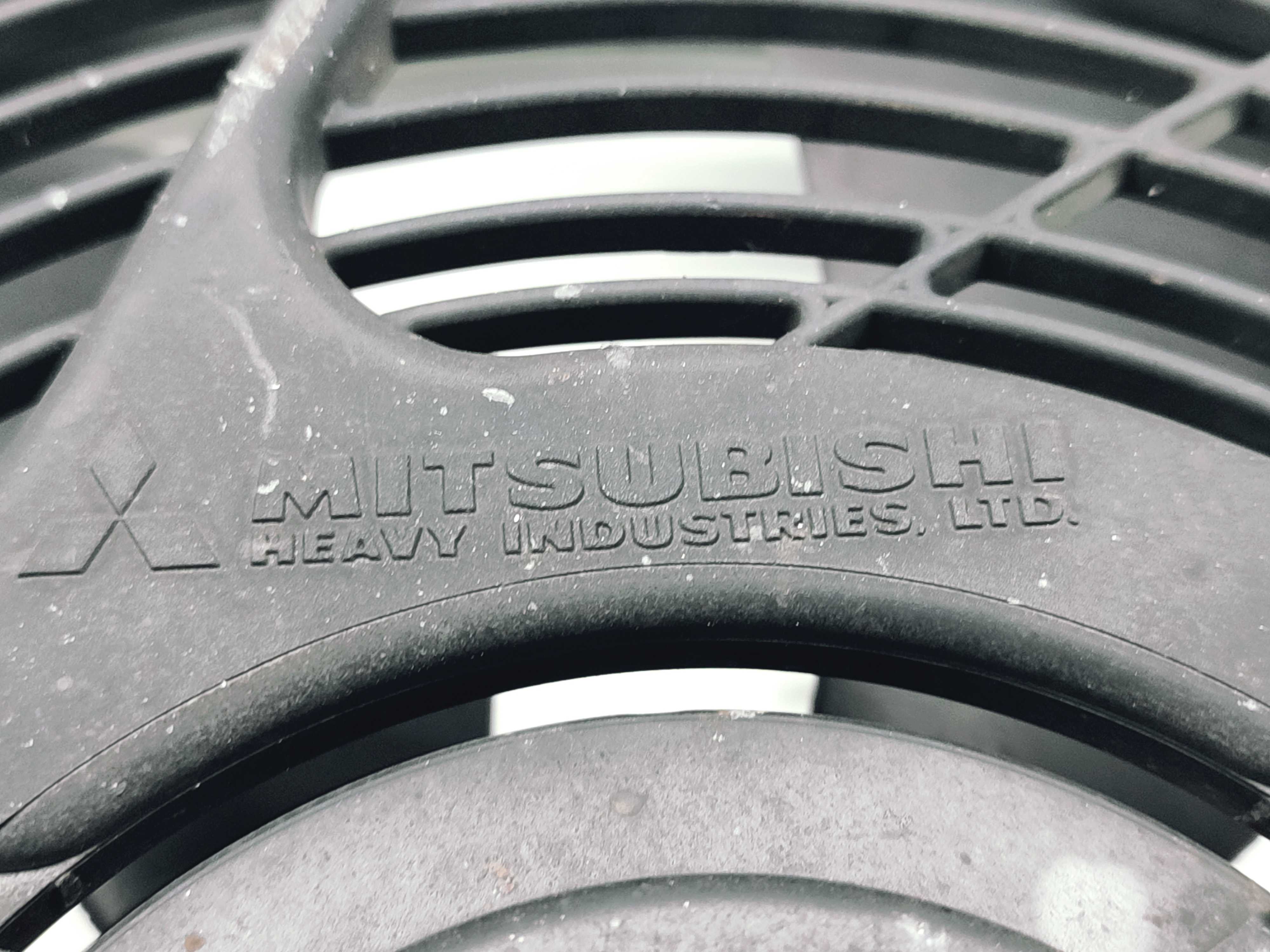 Ventoinha Defletor Ar Mitsubishi Pajero Sport 3.0 2000 2001 4