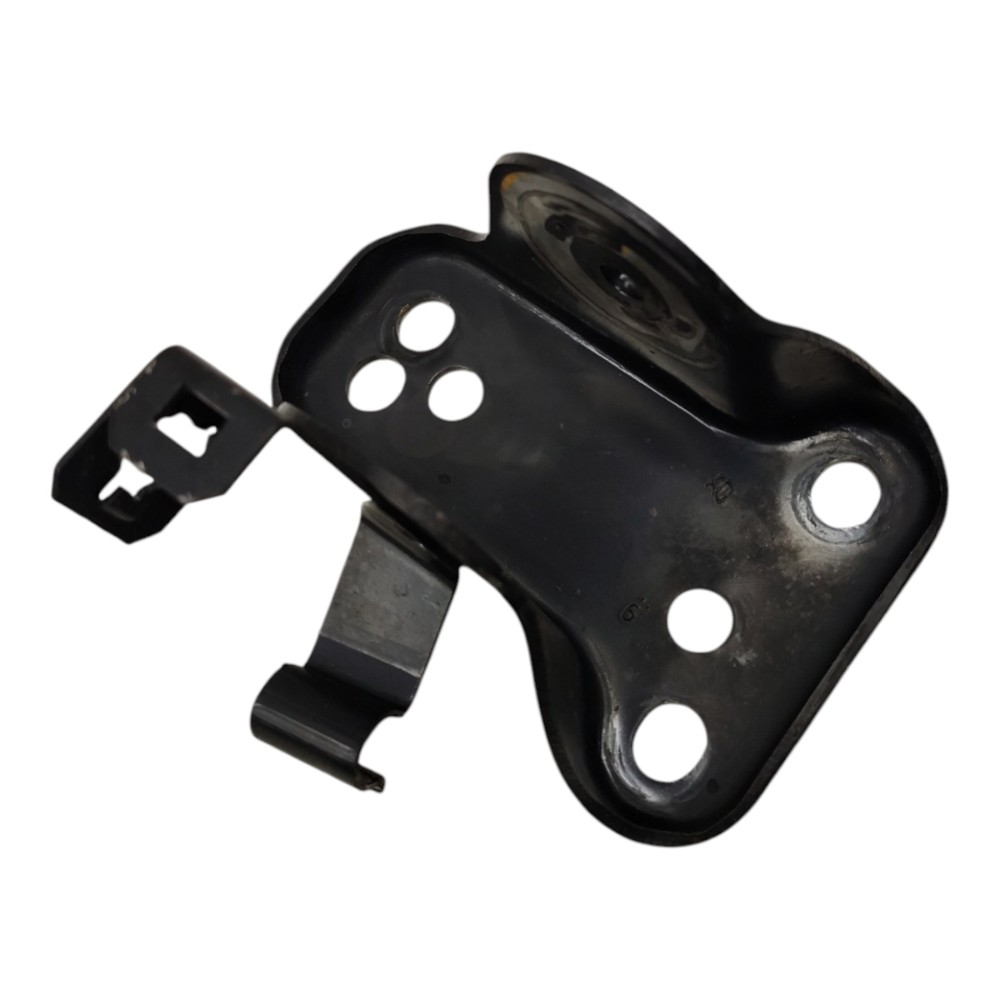Suporte esquerdo eixo traseiro fiat palio fire 2007 2008 2