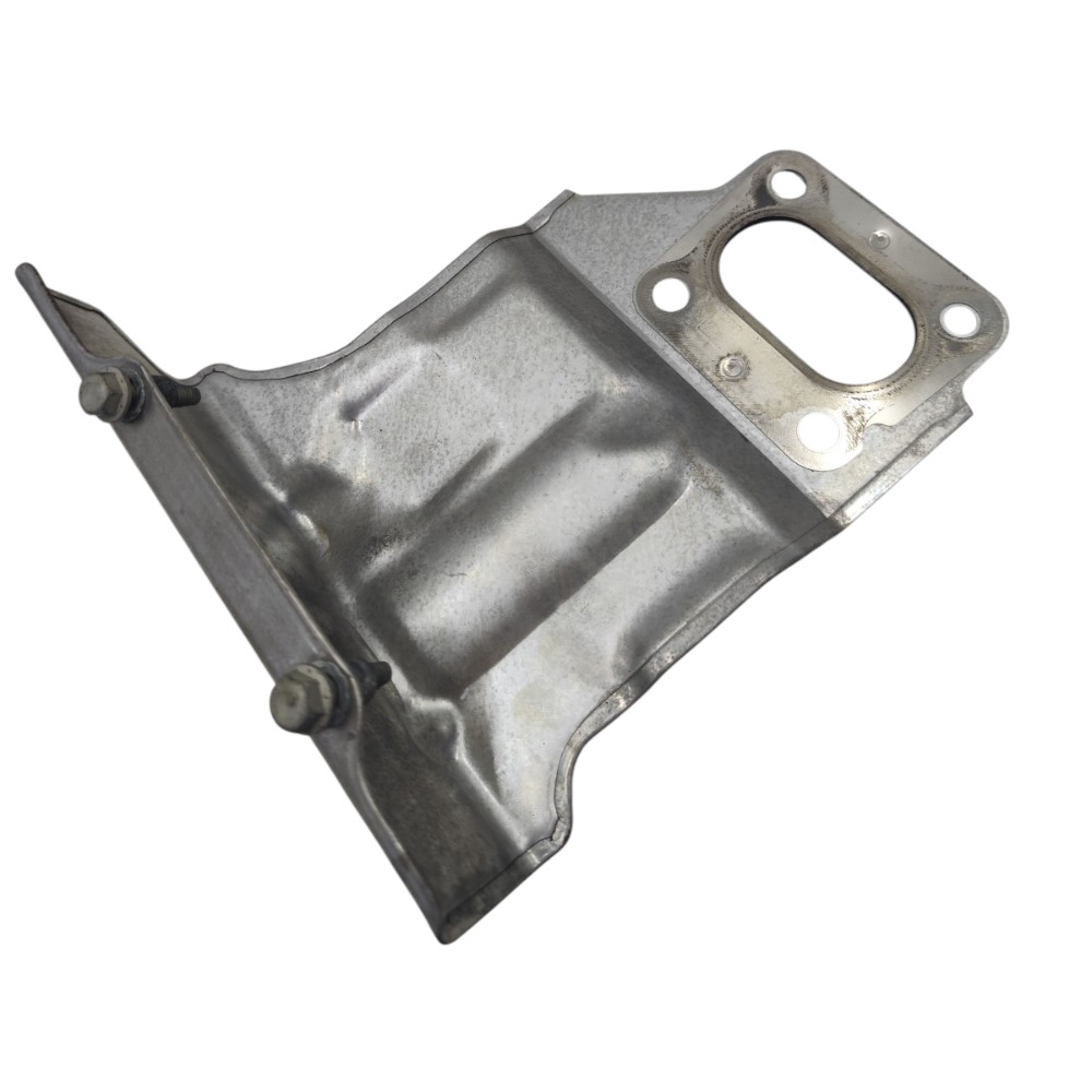 Protetor calor turbina GM Tracker 1.4 turbo 2016 2017 2018 4