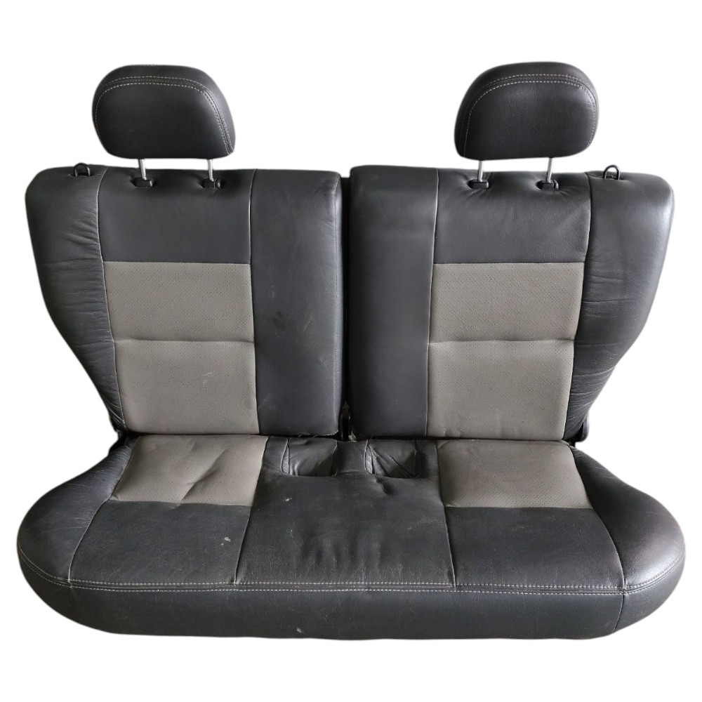 Par banco couro traseiro Mitsubishi Pajero TR4 2005 2006 07 2