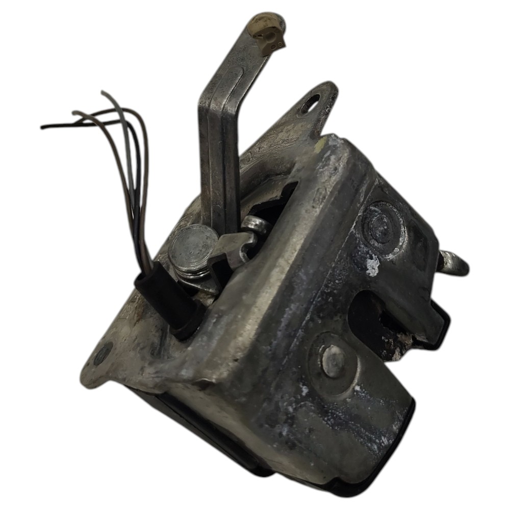 Fechadura tampa traseira Fiat Palio Adventure 2010 2011 2012 2