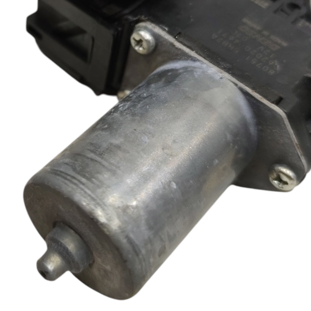 Motor vidro dianteiro esquerdo Nissan kicks 2019 2020 2021 4