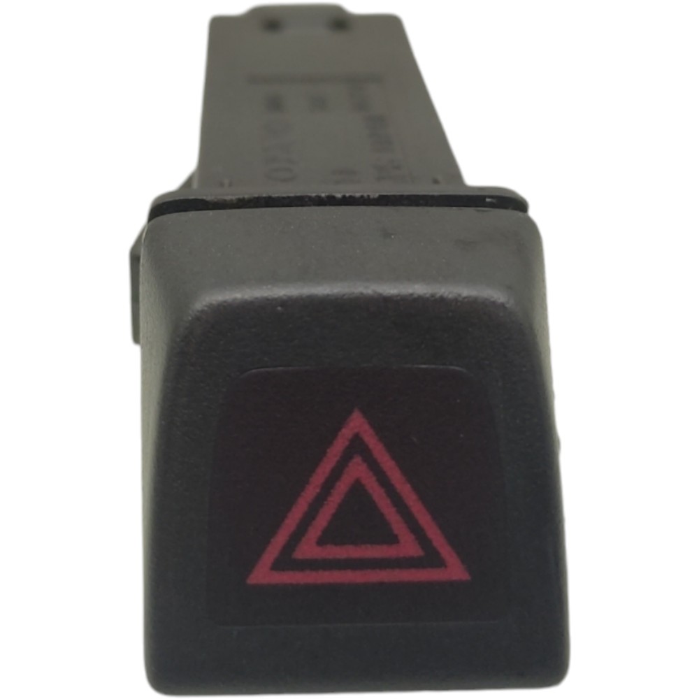 Botão Pisca Alerta Volvo Xc60 T5 2014 2015 2016 2017 Preto 1