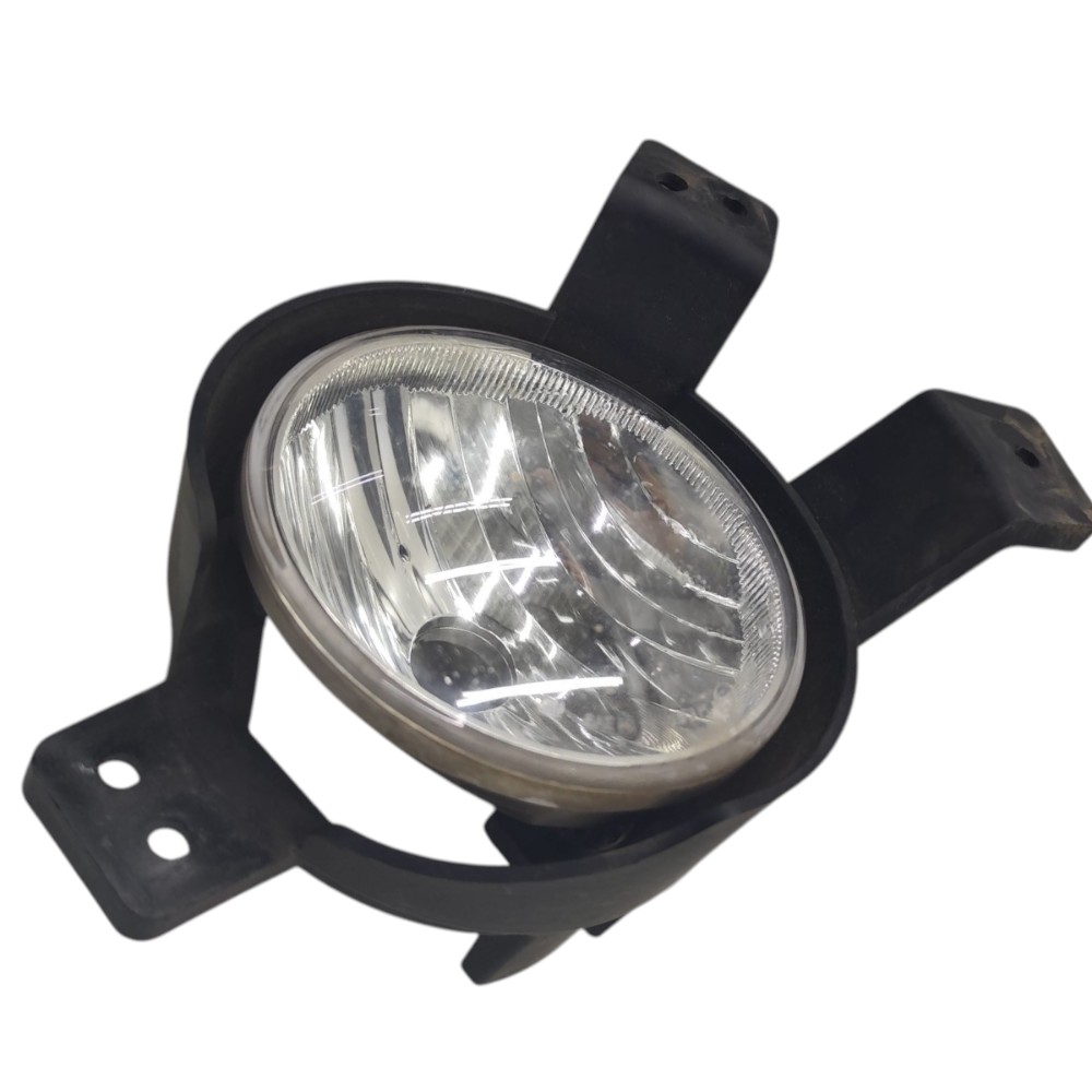 Farol milha Redondo lado direito GM Tracker 2017 2018 2019 2