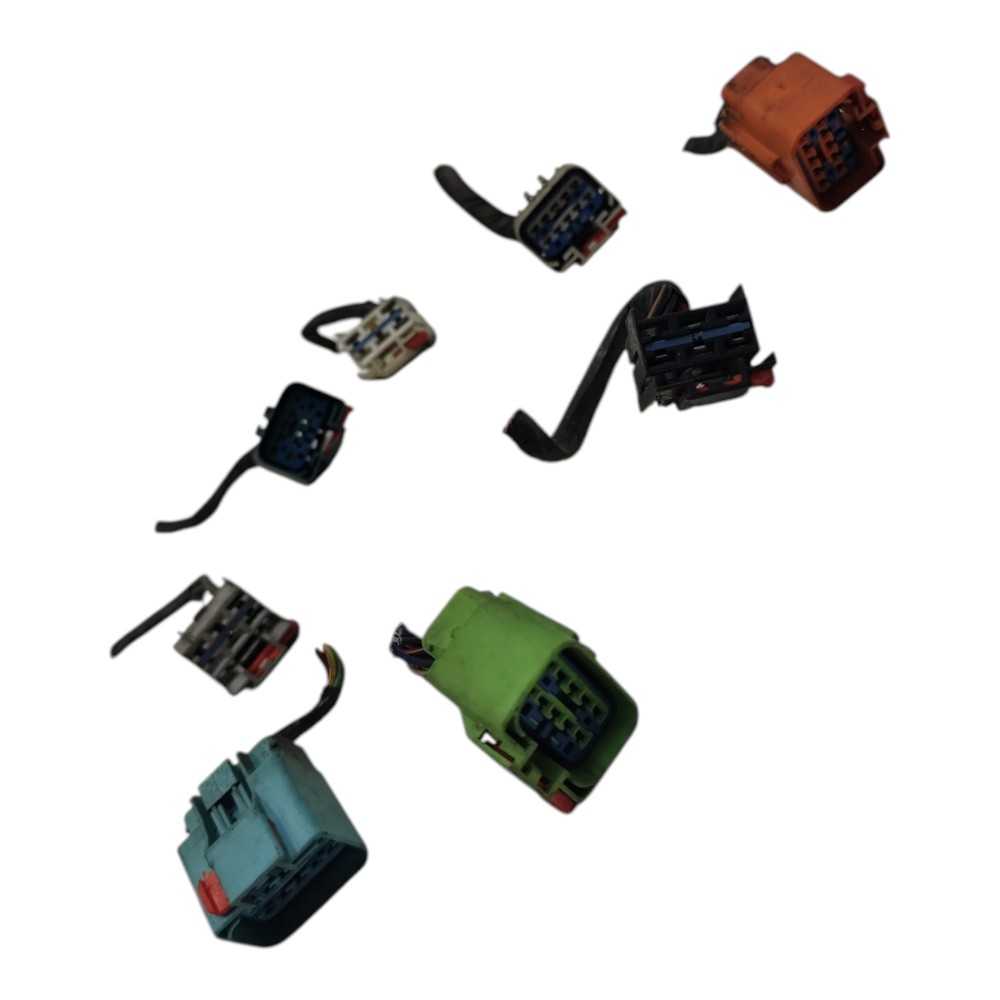 Jogo Plug Conector Caixa Fusivel Chrysler Caravan 2001 2000 3