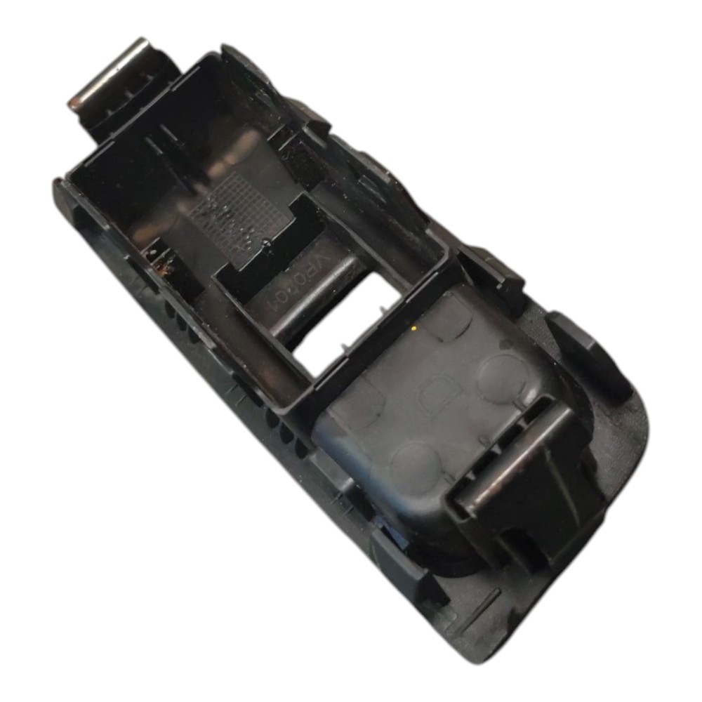 Moldura Botão Vidro Traseiro Direito Gm Onix 2017 2018 2019 4