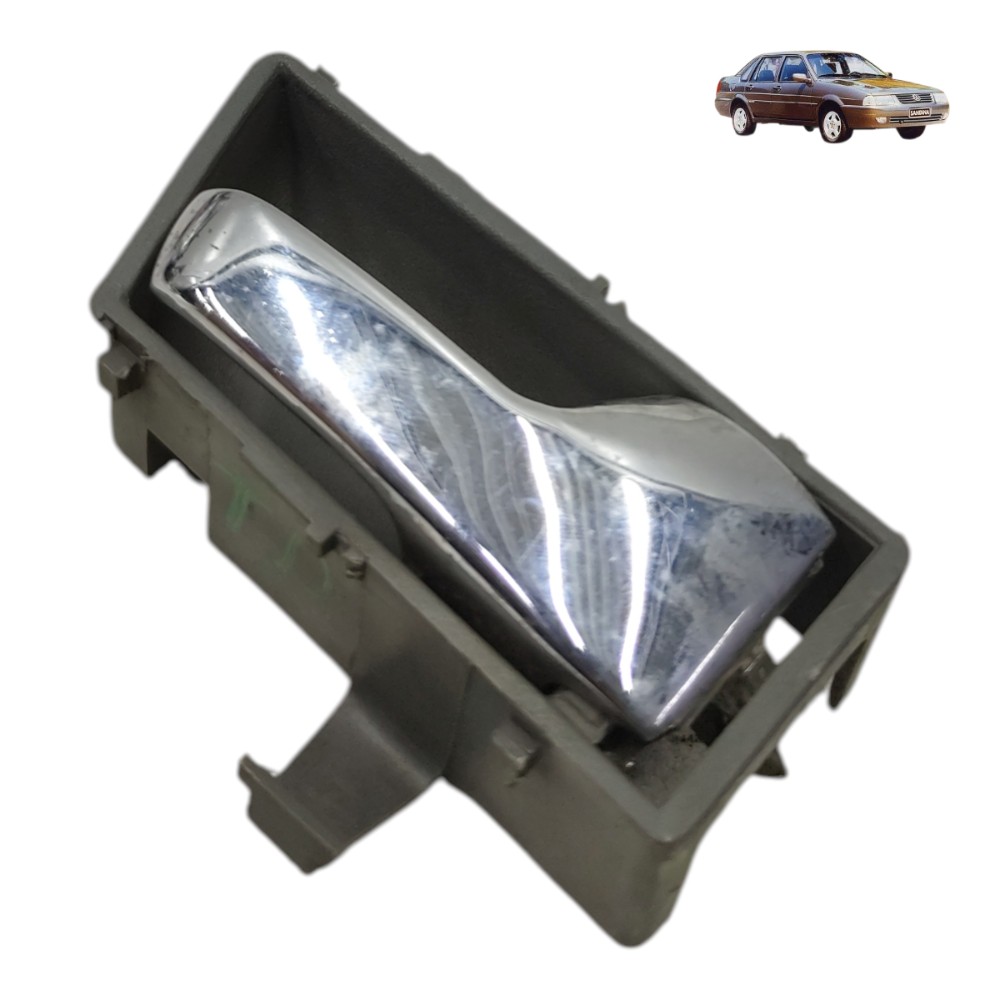 Maçaneta interna cromada direita vw Santana 2000 2001 2002 1