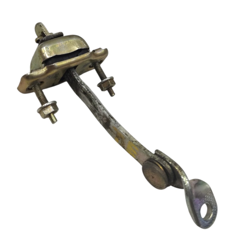 Limitador porta traseira Ford Fiesta 1998 1999 2000 2001 02 4
