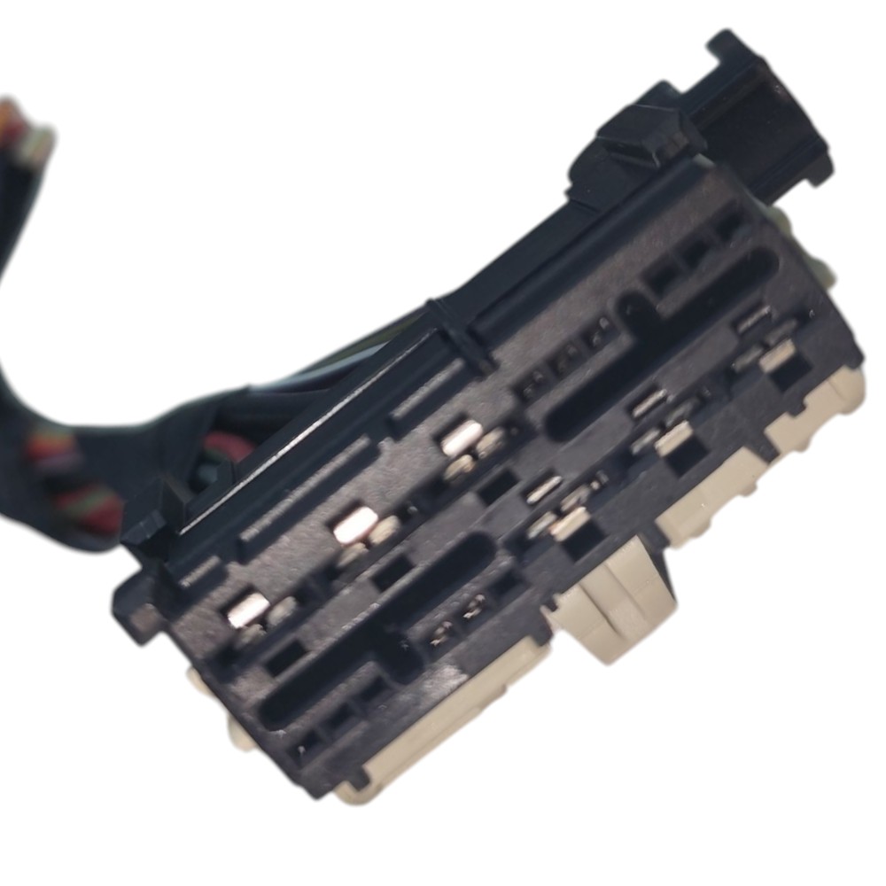 Plug conector módulo conversor potência GM Tracker 1.4 2017 4