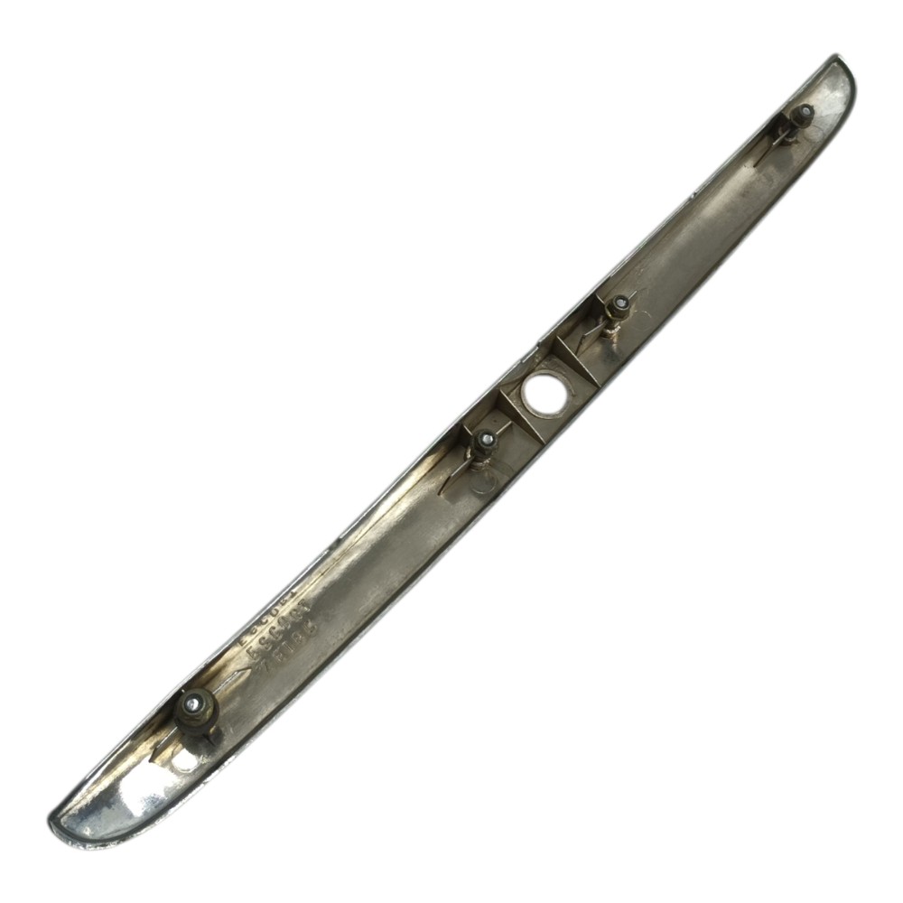 Friso Aplique Tampa Traseira Ford Escort Zetec 1997 1998 99 Prata 2