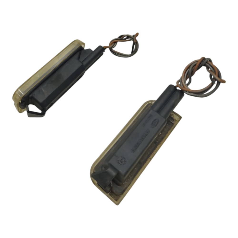Par Luz Placa Chrysler Caravan Se 2001 2000 1999 2