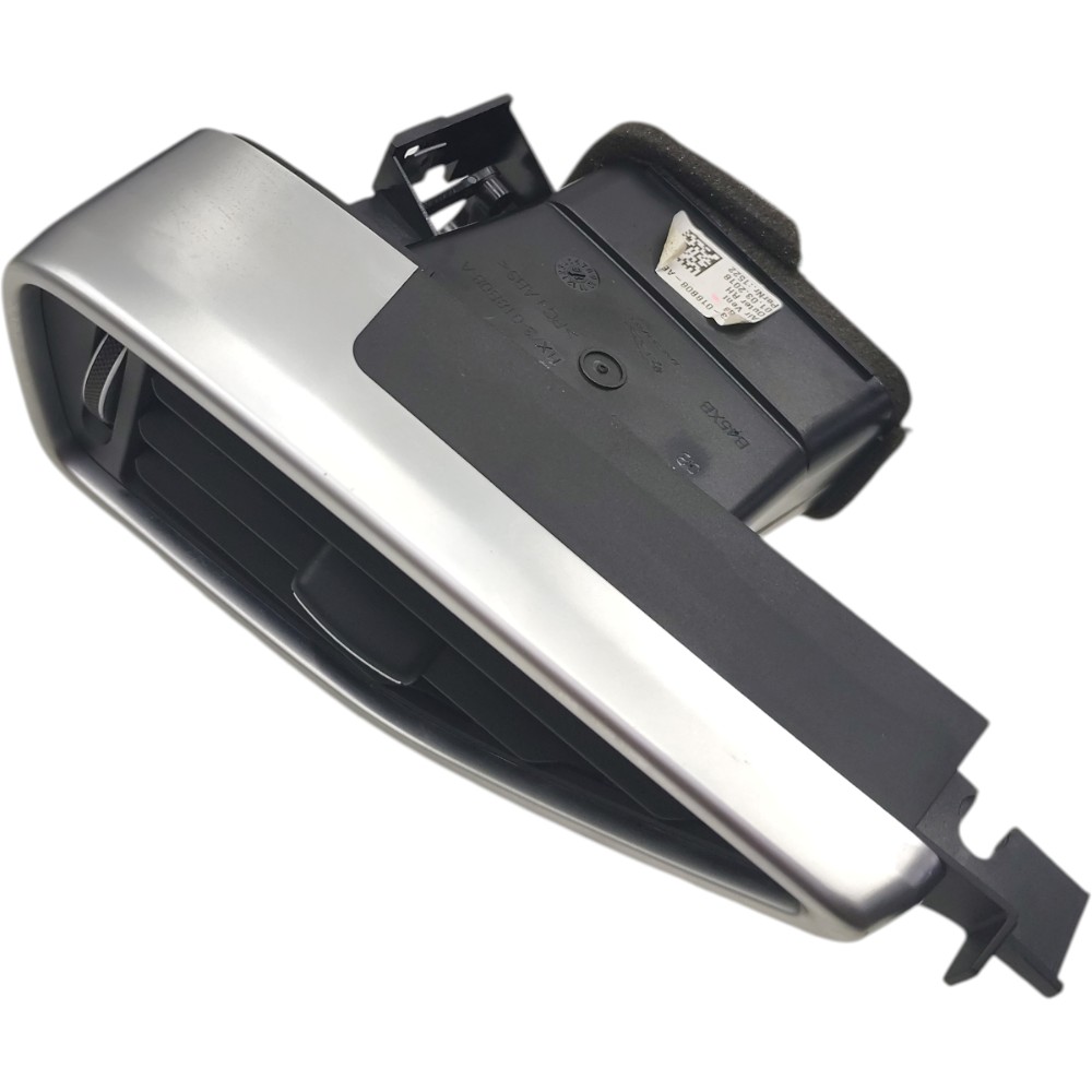 Difusor ar lateral direito painel Jaguar Xe R Sport 2019 18 4