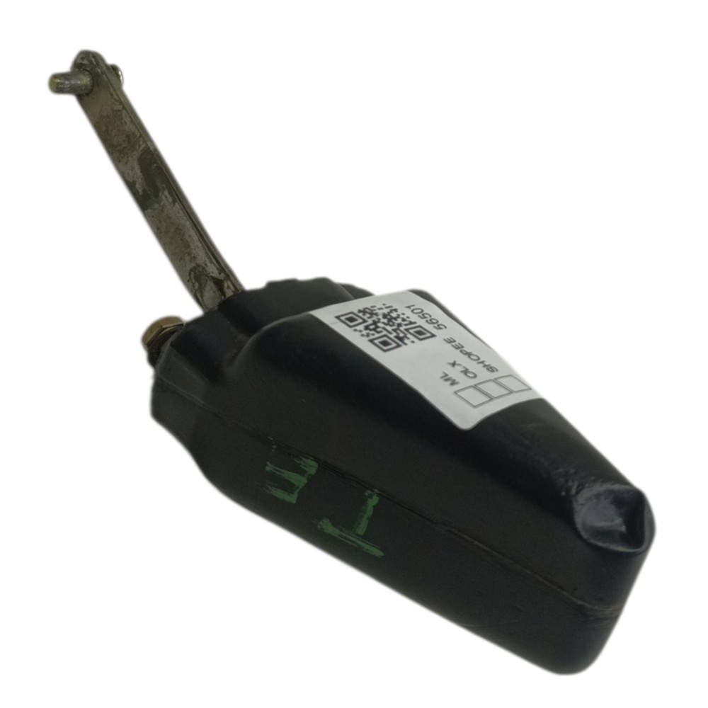 Limitador porta traseira esquerda VW Santana 1996 Á 2006 4