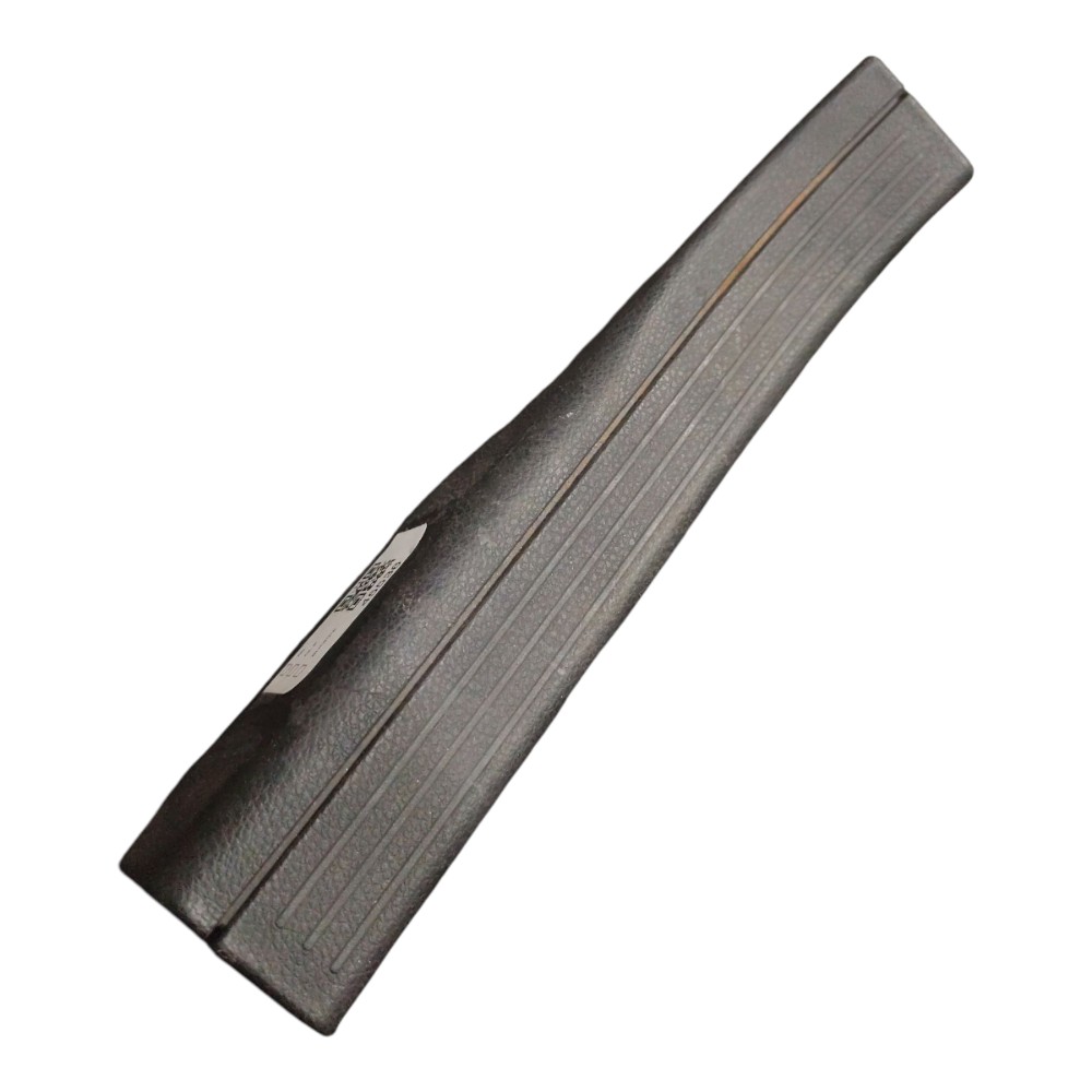 Soleira Porta Traseira Esquerda Mercedes C180 2010 2012 Preto 1