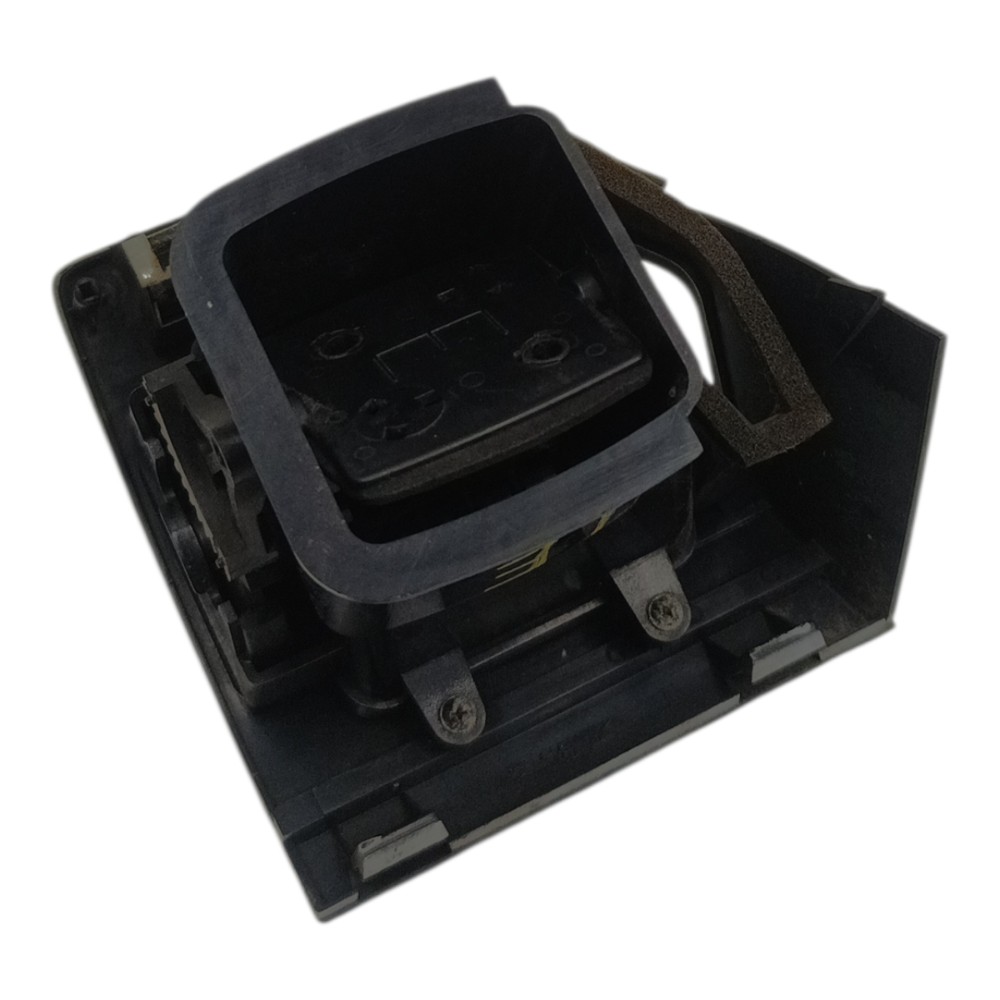 Difusor ar lateral esquerdo painel Fiat Idea 2005 2006 2007 3