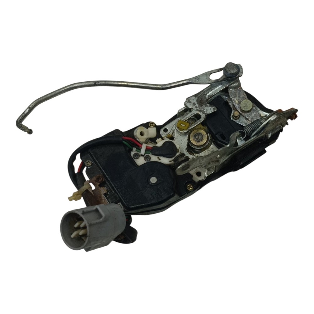 Fechadura porta dianteira direita Toyota Corolla 1994