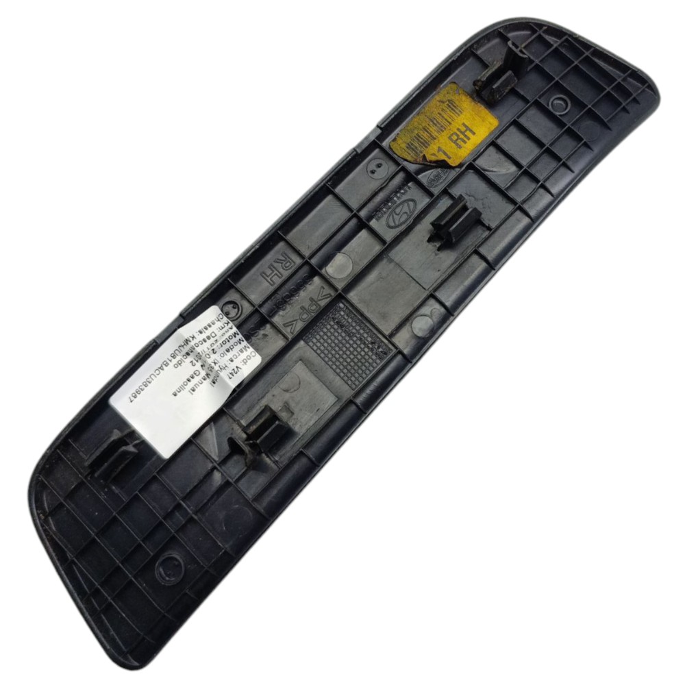 Soleira Porta Traseira Direita Hyundai Ix35 2011 2012 2013 3