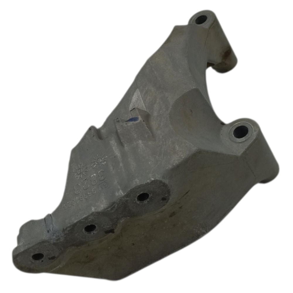 Suporte coxim motor alternador GM Tracker 1.4 turbo 2017 18 2