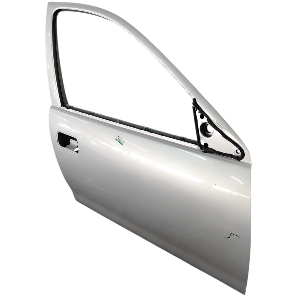 Porta Dianteira Direita Gm Corsa Classic 2003 2004 2005 2006 Dianteira Direito Prata 2