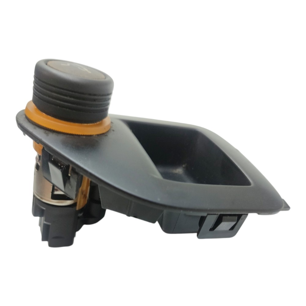 Acendedor Cigarro Console Peugeot 308 2011 2012 2013 2014 Preto 2