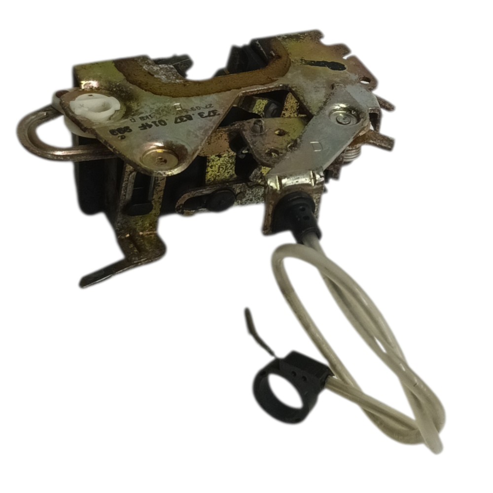 Fechadura manual dianteira direita VW Gol G2 G3 4p 2000 2001 4