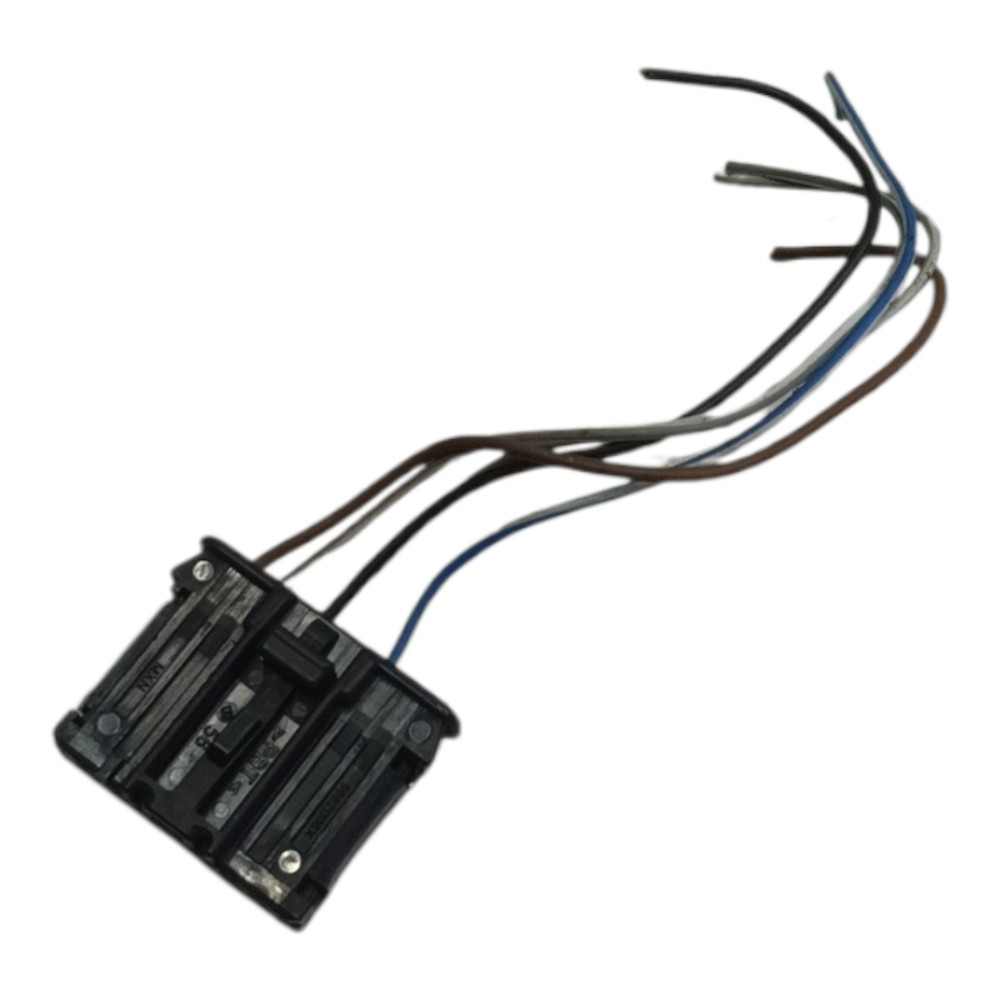 Plug Conector Soquete Lanterna Esquerda Renault Sandero 2016 3