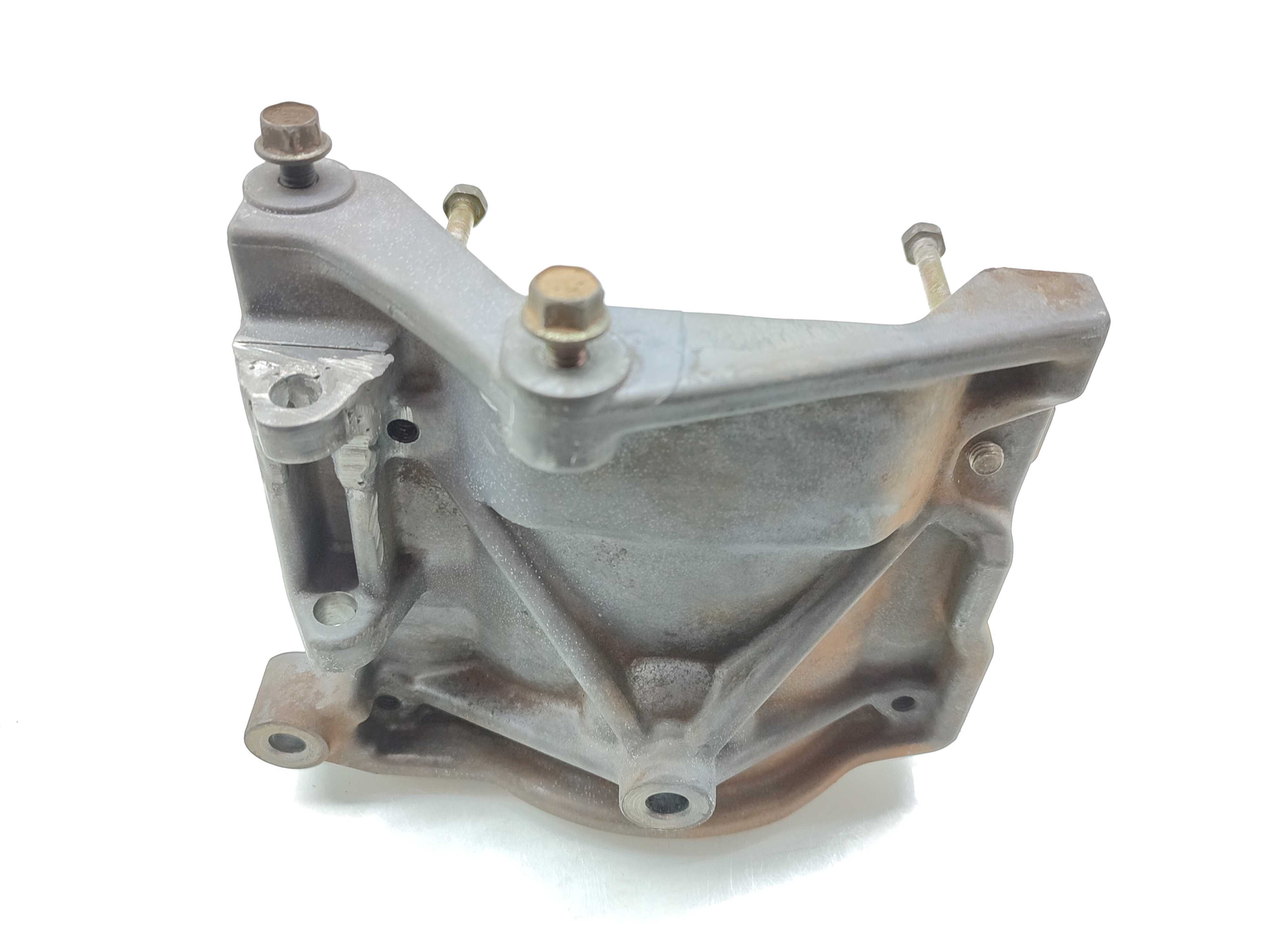 Suporte Compressor Ar Mitsubishi Pajero Sport 3.0 V6 2001 3