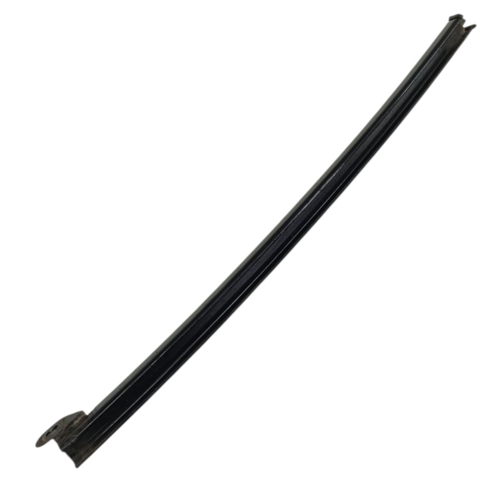 Guia vidro traseiro esquerdo Mitsubishi Pajero TR4 2005 2006 4