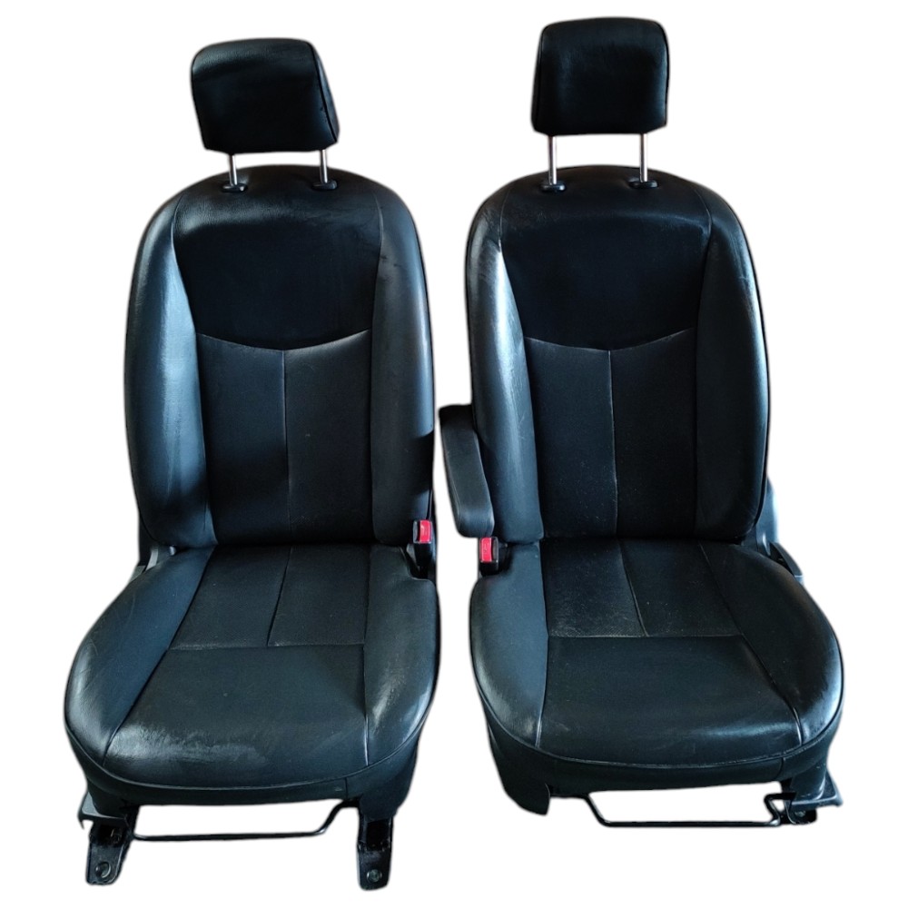 Jogo Banco Couro Nissan Livina Xgear 2010 2011 2012 2013 14 Preto 2