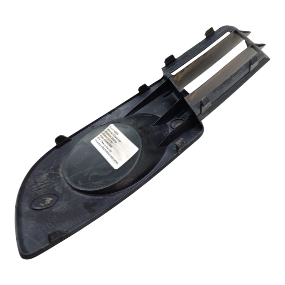 Moldura Grade Farol Milha Direito Gm Vectra 2008 2008 2009 4