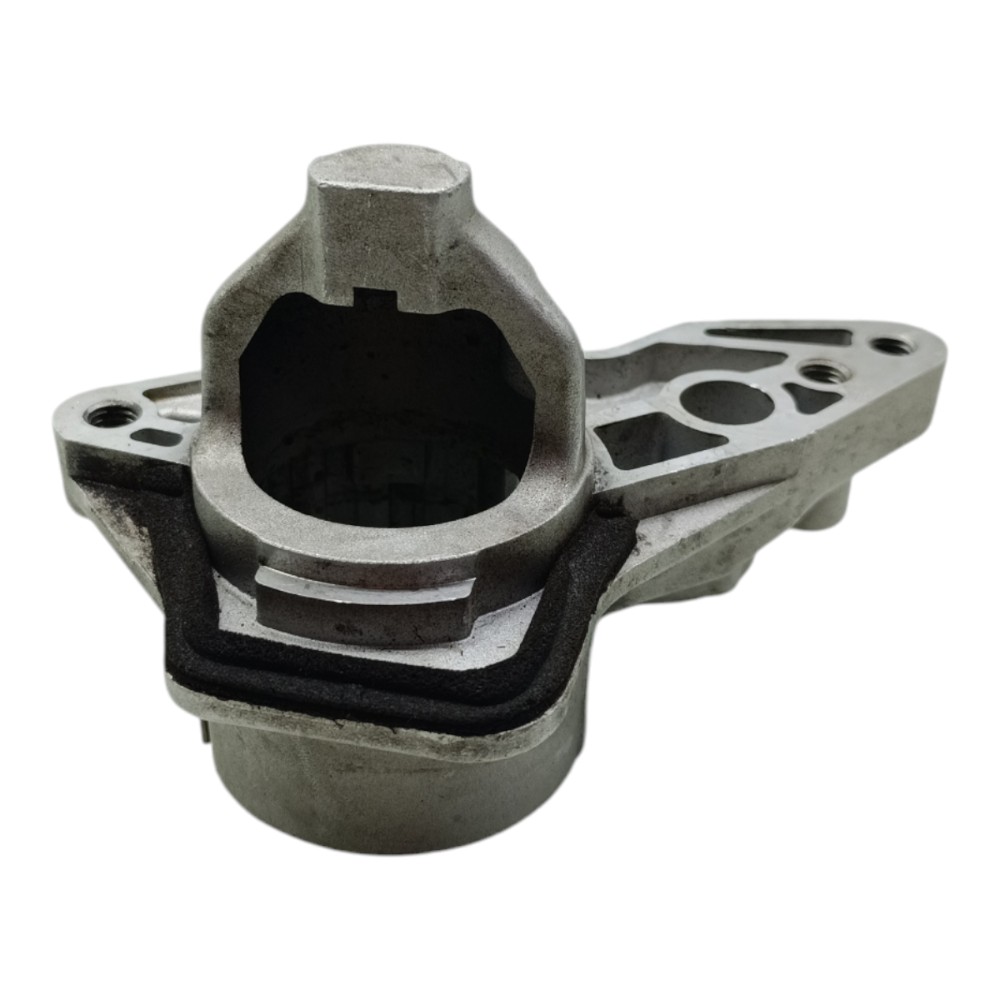 Carcaça Flange Do Arranque Nissan Versa 1.6 16v 2018 2019 2