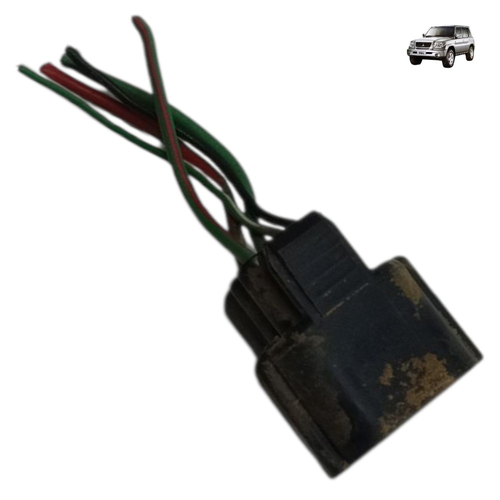 Plug conector soquete lanterna Mitsubishi Pajero TR4 2005 06 1