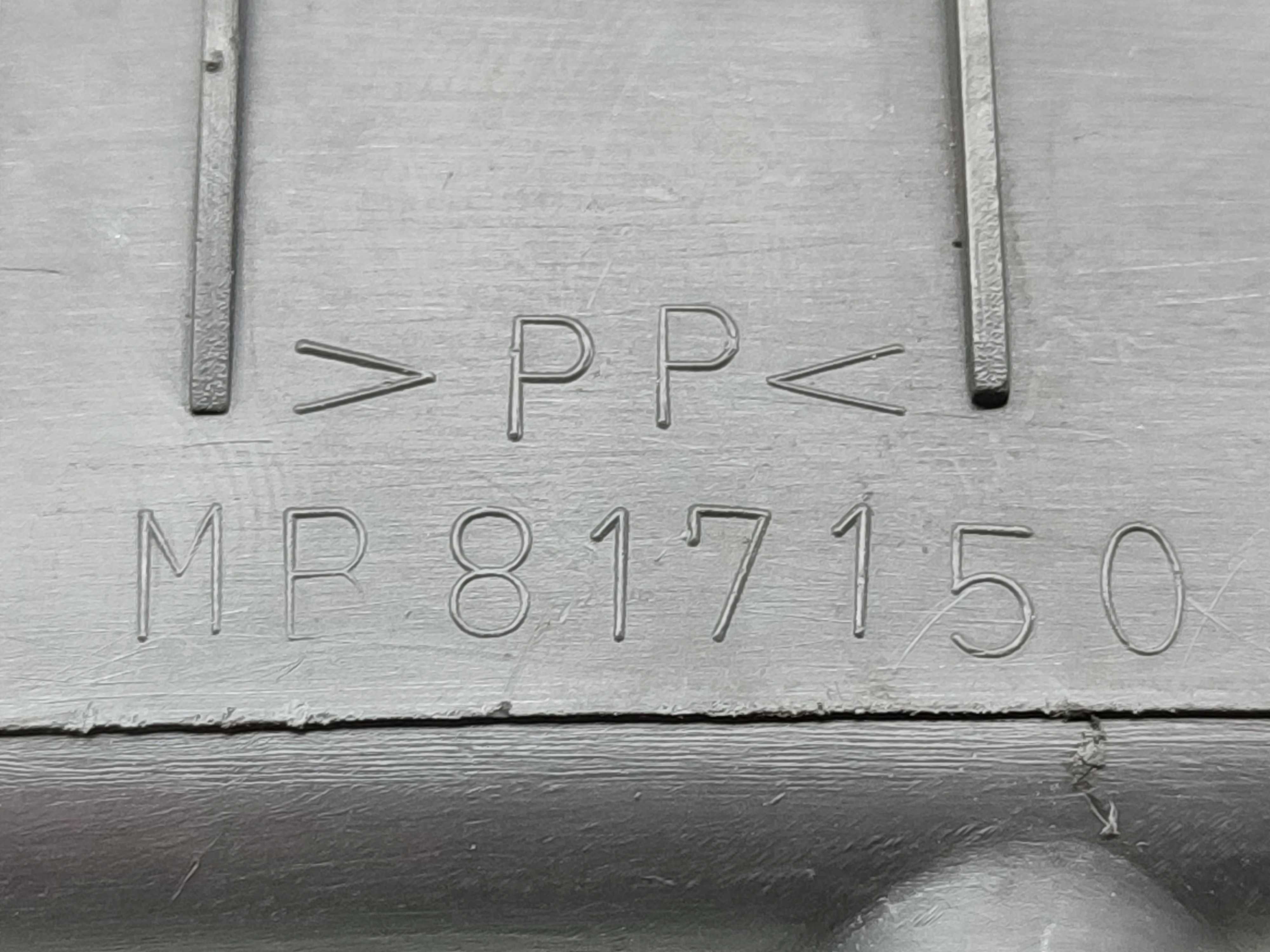 Puxador Interno Porta T/ Esquerda Mitsubishi Pajero Sport 01 Cinza Traseira 3