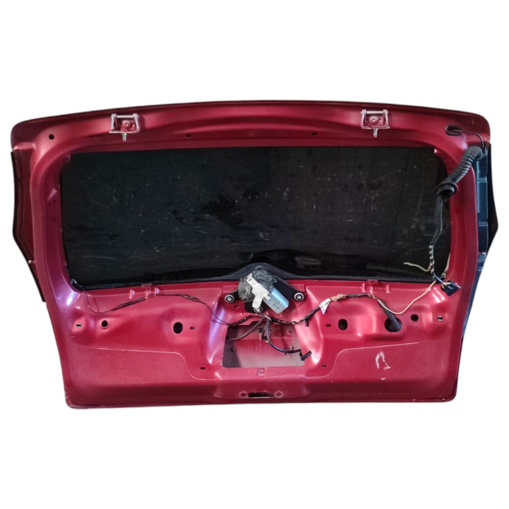 Tampa Traseira Citroen C3 2004 2005 2006 2007 2008 Detalhe  Vermelho 5