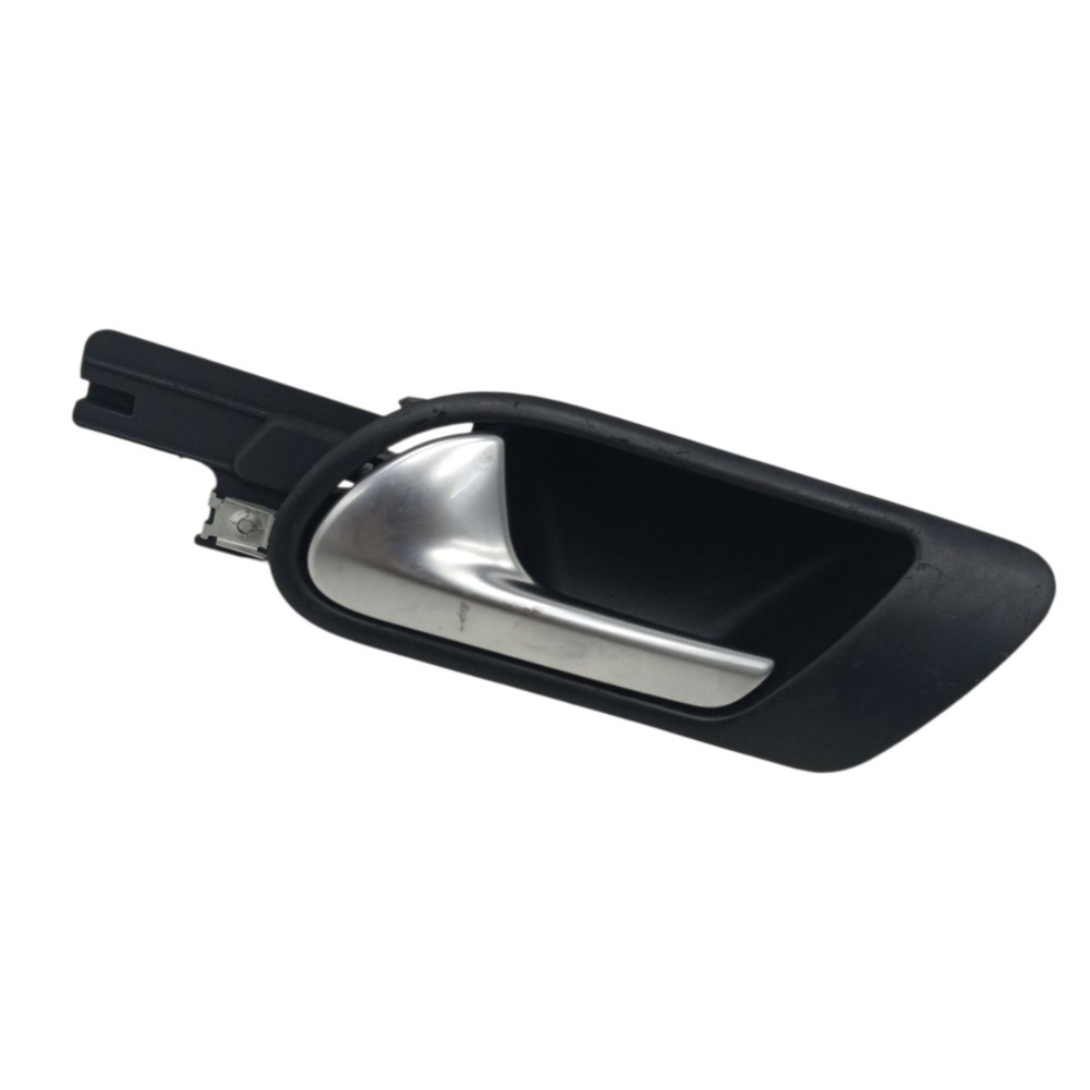 Maçaneta interna traseira esquerda vw jetta 2011 2012