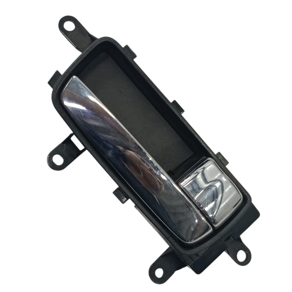 Maçaneta interna dianteira direita nissan sentra 2010 2011
